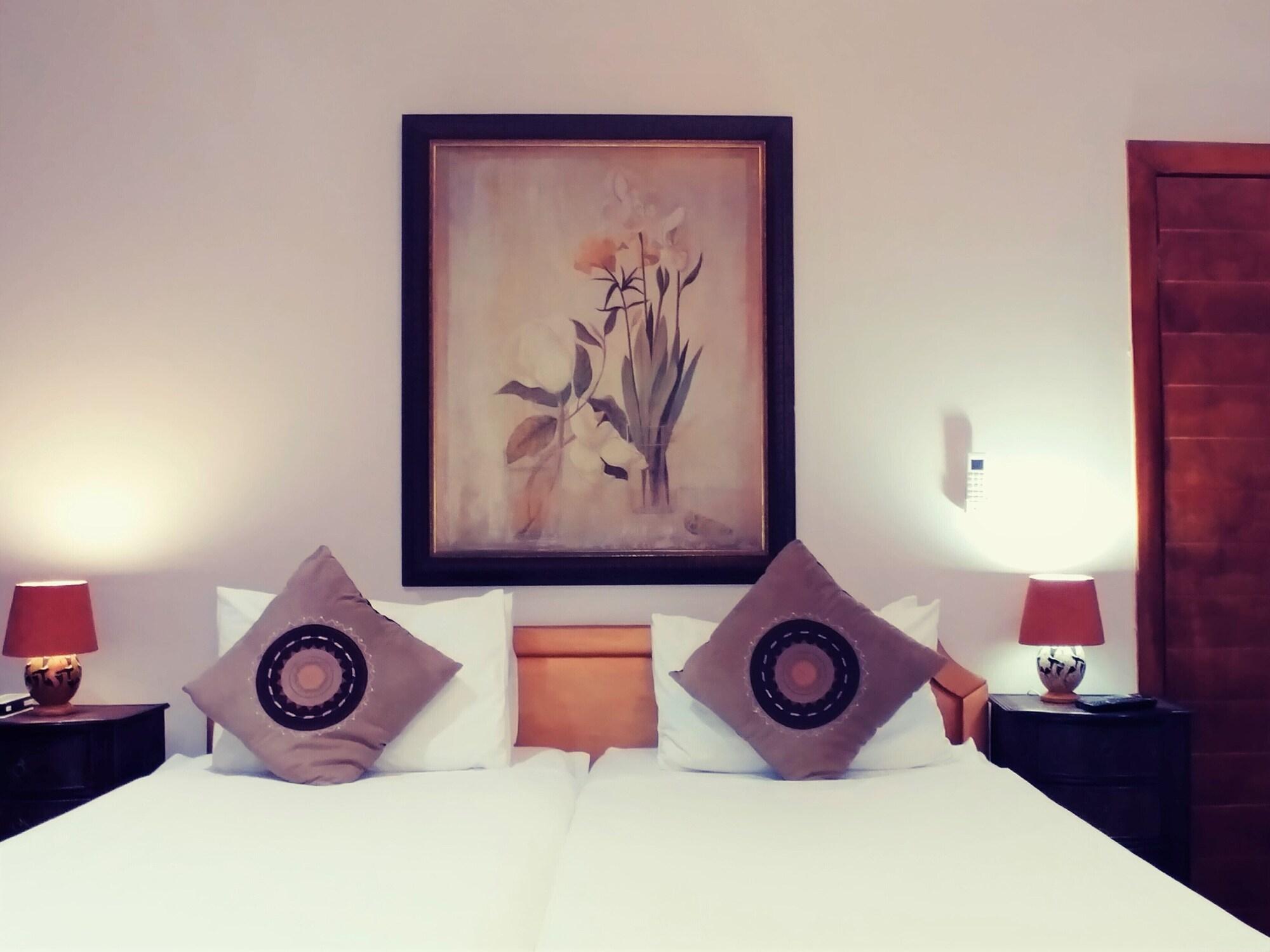 Winelands Villa Guesthouse And Cottages Somerset West Dış mekan fotoğraf